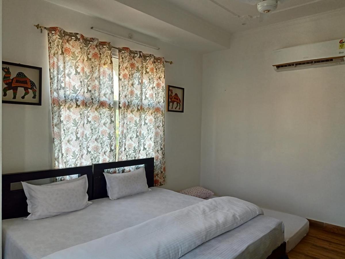 Hindupura Residency Hotel ซาวาย มาโดปูร์ ภายนอก รูปภาพ