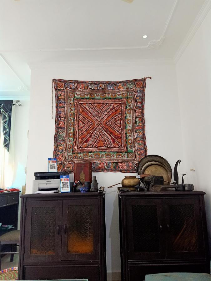 Hindupura Residency Hotel ซาวาย มาโดปูร์ ภายนอก รูปภาพ